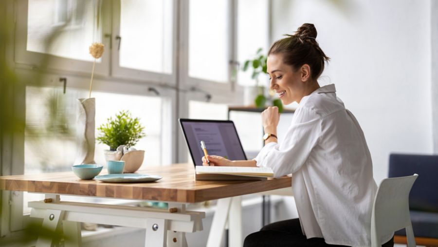 Woman on laptop